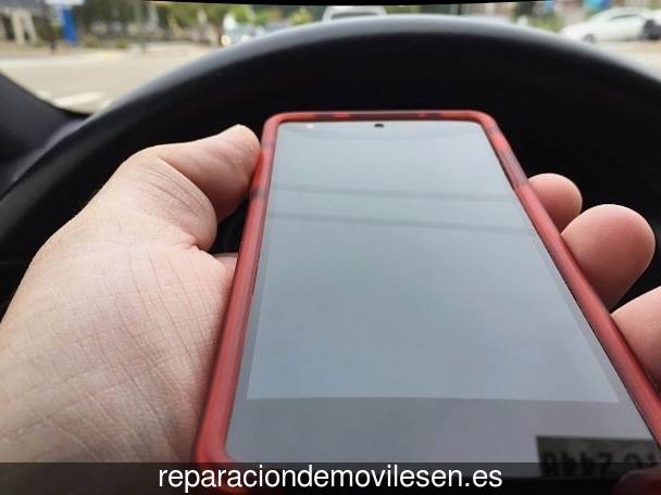 Reparar teléfono móvil en Colmenarejo